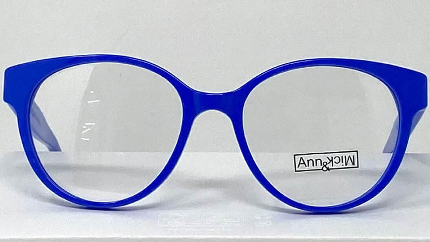 Rainbow 1003 Luce Blu 02