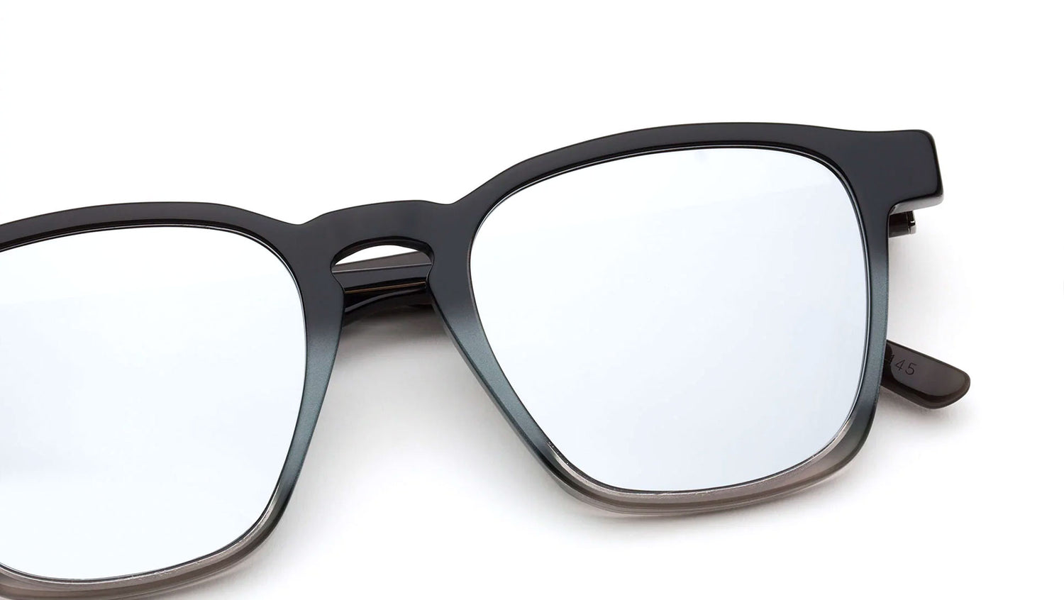 Unico Monochrome Fade