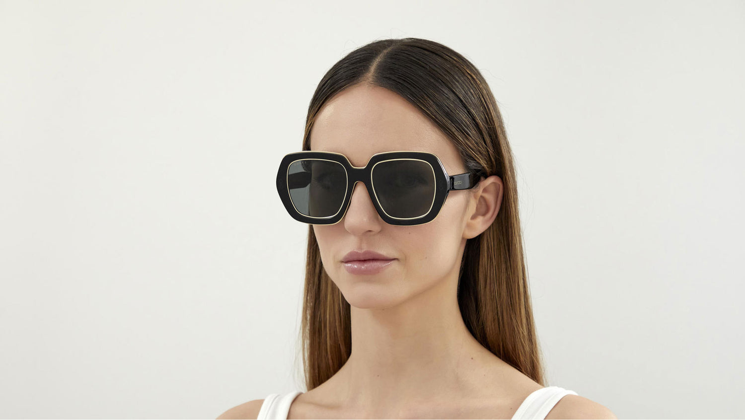 GG1064S 002 shiny black