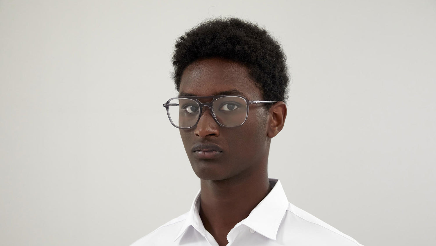 MB0198O 003 shiny grey