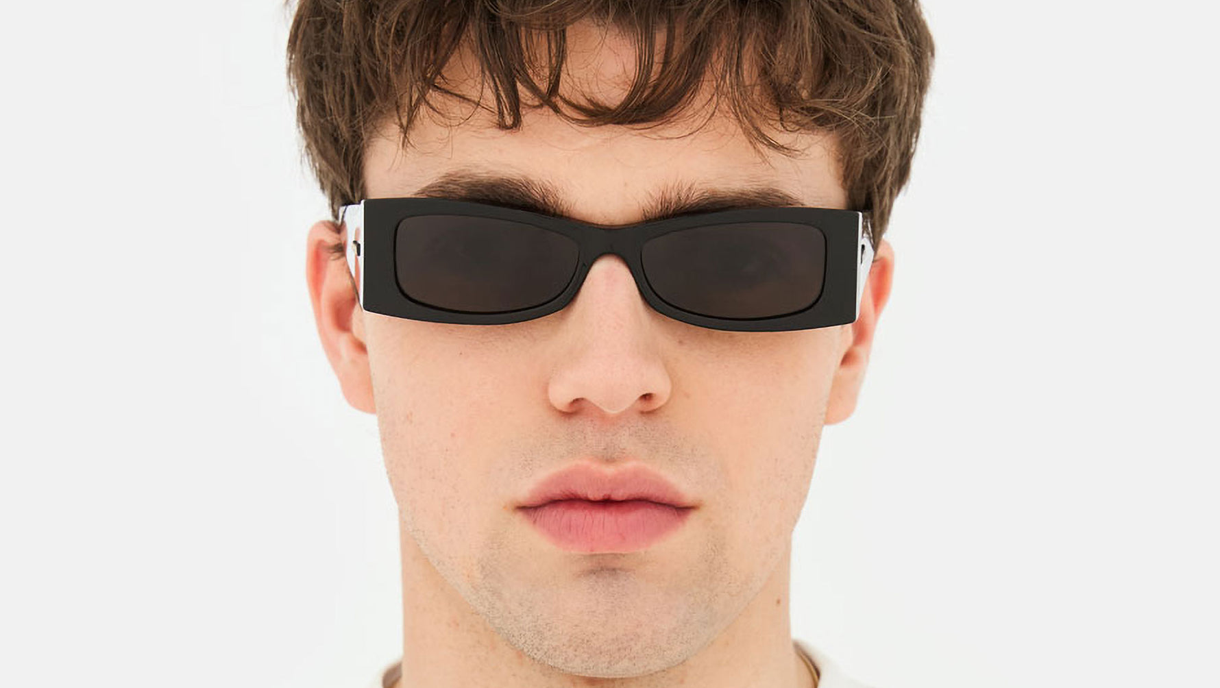 8059026137056_13.jpg