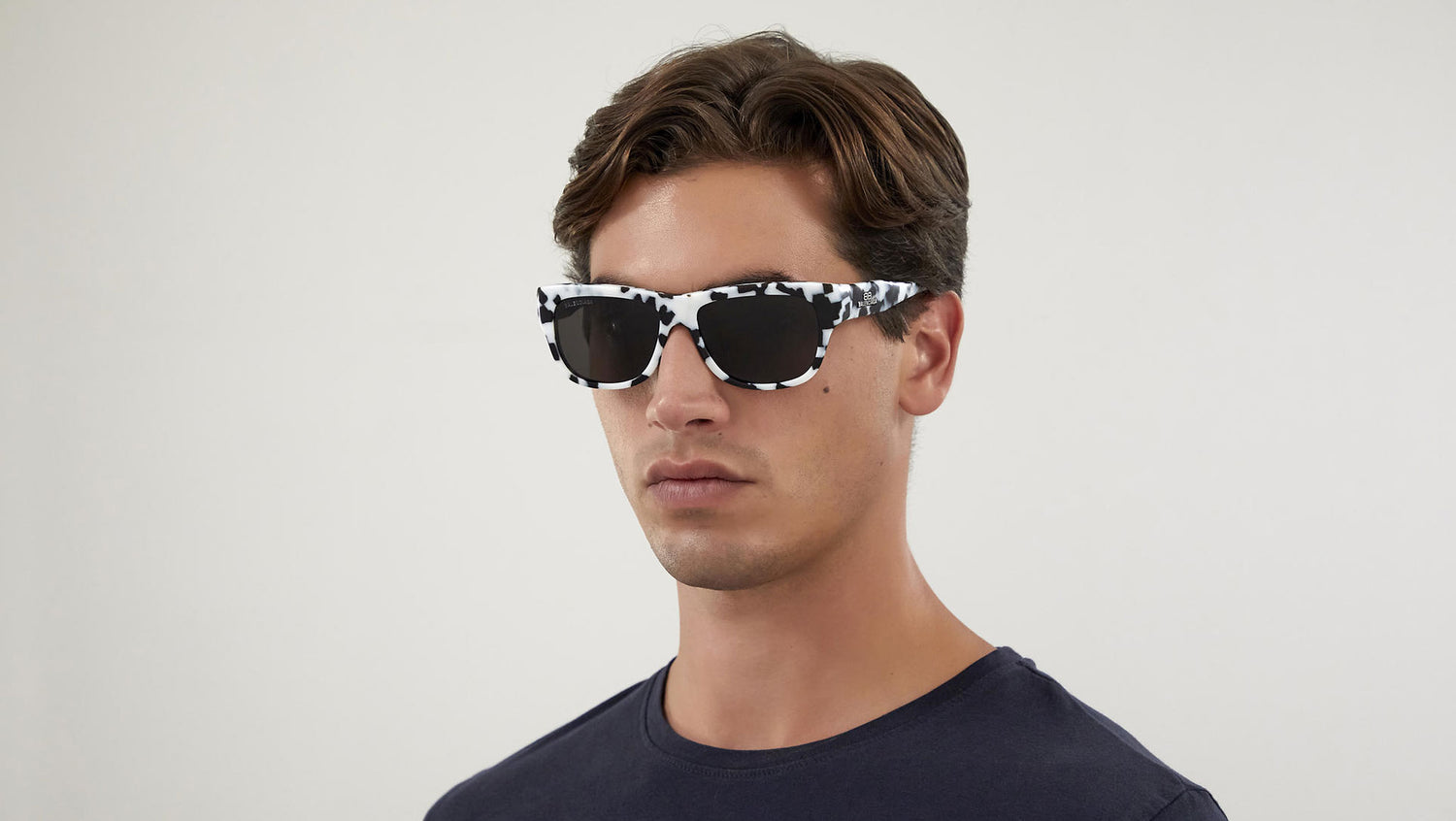 BB0211S 003 white havana
