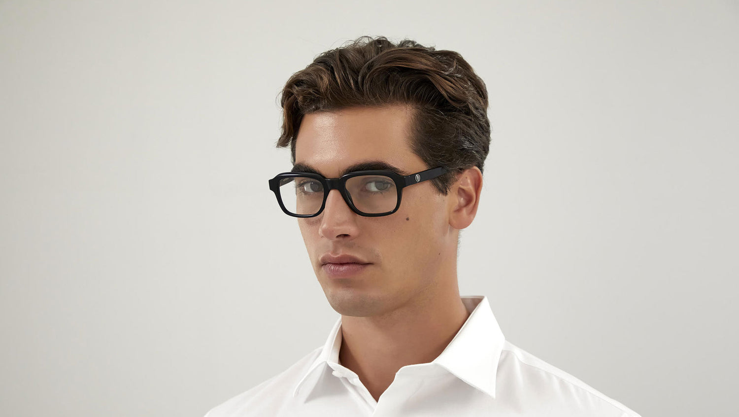 MB0202O 001 shiny black